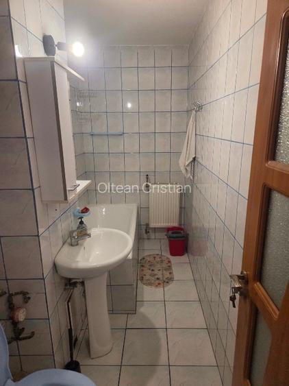 Garsoniera spatioasa, Prosper 13 Septembrie - Sebastian - 8