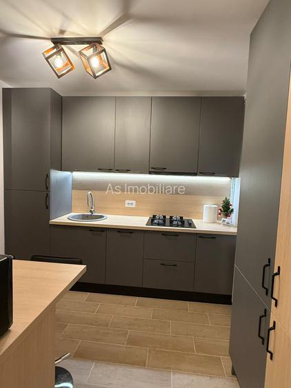 Mobilat & Utilat Complet | 2 Camere Renovate – Tractoru, Zona Cerna - 2