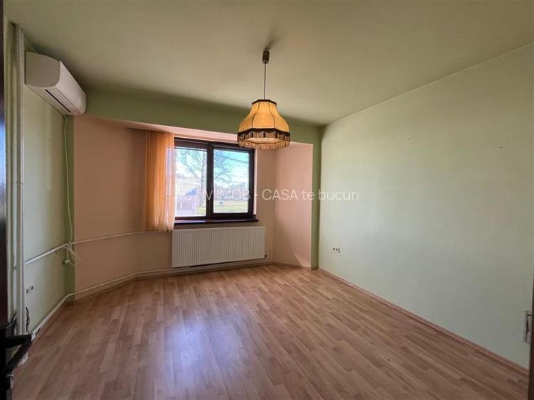 Lugoj,  Vila P+2E+M ,  656 Mp., Construiti, Posibilitate De Investitie, Zona 0 - 14