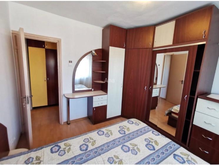Vand apart in  Centru - 2