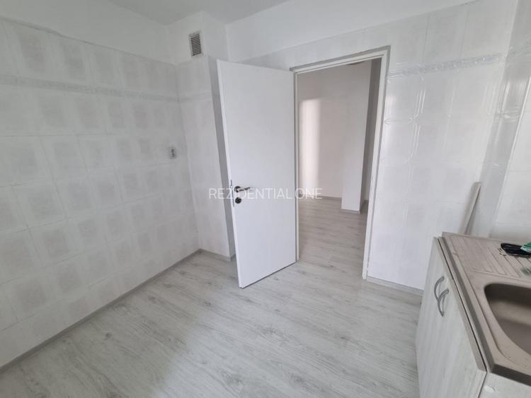 Digu Barnat- Zona Nord - Ap. 2 camere decomandate- etaj 3- bloc din 86 - 7