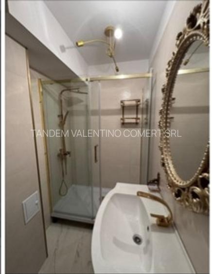 Unirii , Casa Poporului , Calea 13 Septembrie ,Un bloc de 17 apartamente - 5