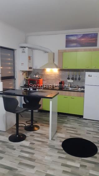 De închiriat studio  - 7