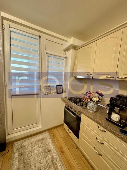 DE VANZARE APARTAMENT 2 CAMERE 55 MP  | DECOMANDAT | METROU 1 MAI - 4