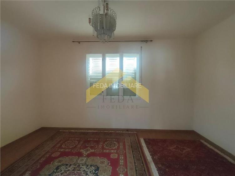 Casa 5 camere de vanzare localitatea Capruta - 8