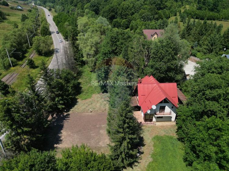 Casa cu teren generos – refugiul perfect în Paltinoasa, Suceava - 6