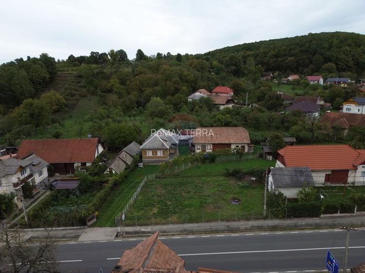 Casă din caramida cu 4 camere de vânzare in Bucumi MM langa DN - 3