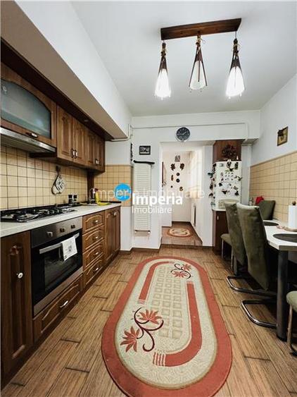 Inchiriez apartament 3 camere, decomandat,  Pacurari - Petru  Poni - 4