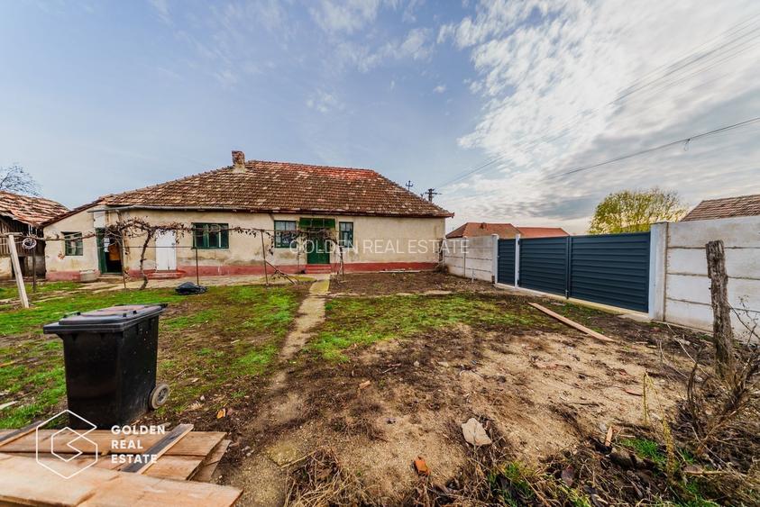 Casa cu teren 959 mp, Iratosu, Zona buna, Comision 0% - 16