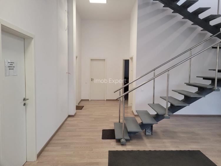 Inchiriez cladire de birouri si hala industriala - 4