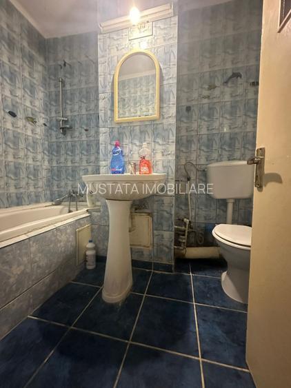 - Apartament 1 camere decomandat, zona Buzaului, etaj 3. - 7