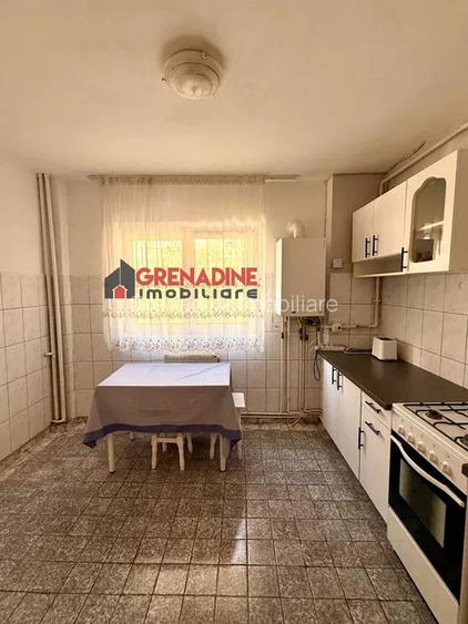 Apartament 2 Camere zona Racadau - cod 5271 - 4
