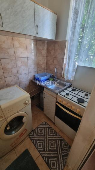 garsonieră zona  Cet  mobilată utilată 20 mp p/4 - 3
