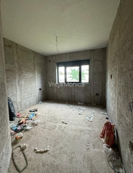 Vand casa moderna la gri - spatiu generos, materiale premium - 7