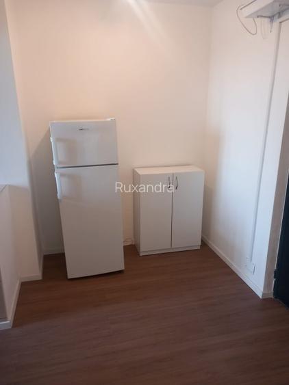 Proprietar, &icirc;nchiriez garsoniera Baneasa - 7