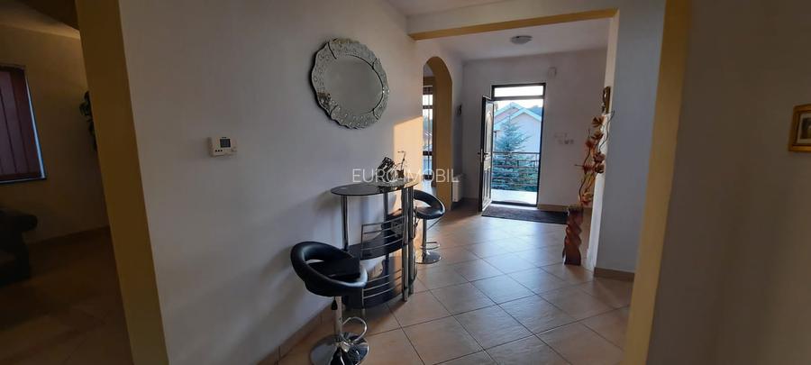 De vanzare casa cu 6 camere, Livezeni, Cartierul Orizontului - 12