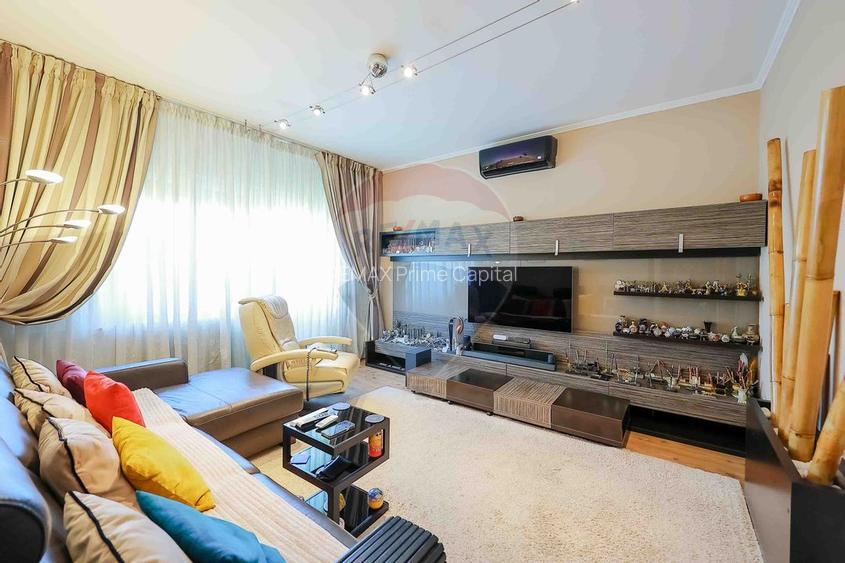 Apartament cu 4 camere și garaj de vânzare în zona Universității - 11