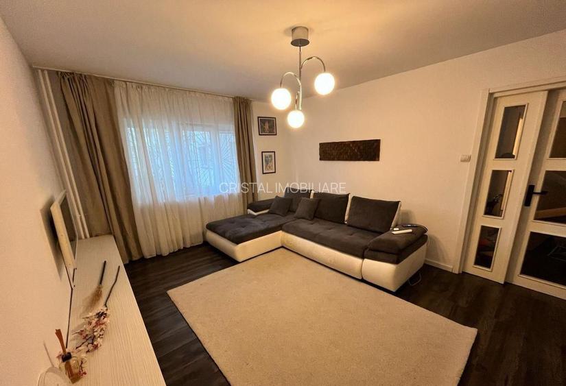 De Închiriat Apartament 2 Camere, în Apropiere de Tineretului - 3