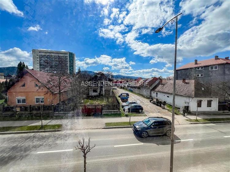 FILM! Edificiu:hotelier/ rezidential/ activitatii ospitalitate, Central, Covasna - 49