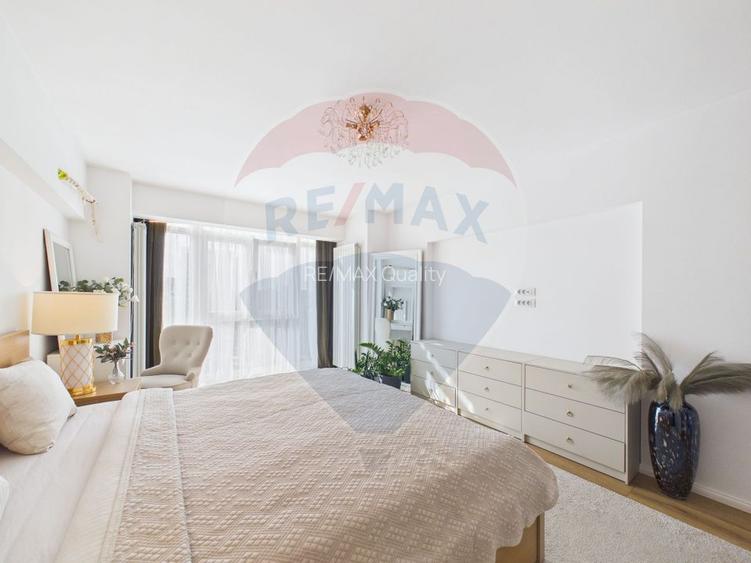 Apartament de vanzare, 3 camere ultra finisat,  Bd. Unirii - 10