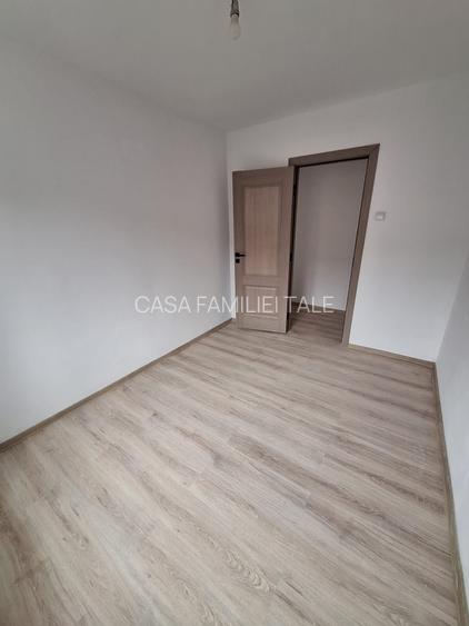 103000 euro!! 4 camere renovate .. Circumvalatiunii .. etaj 3 - 11