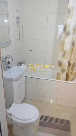 Apartament cu 2 camere decomandate, Podu Ros. - 6