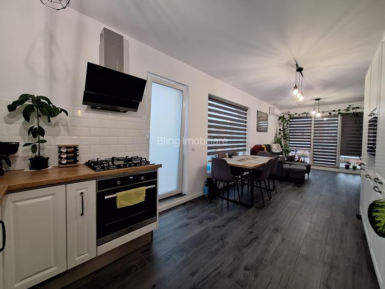 Apartament cu 3 camere, 63 mp, terasa de 88 mp, zona Cetatii - 3