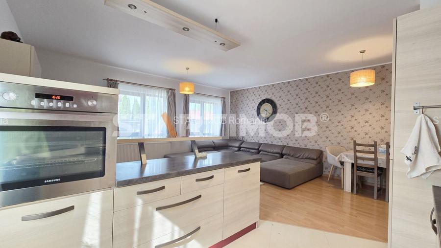 Apartament 3 camere zona Coresi cu parcare - 23