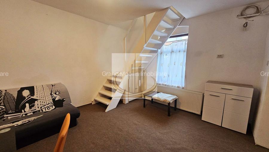 Apartament cu 2 camere de vânzare  la casa in curte comuna - 4