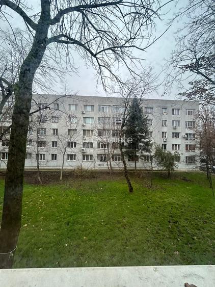 1 Decembrie 3 Camere Etaj 1 Centrala Proprie Instalatii Schimbate 12 Min Metrou - 17