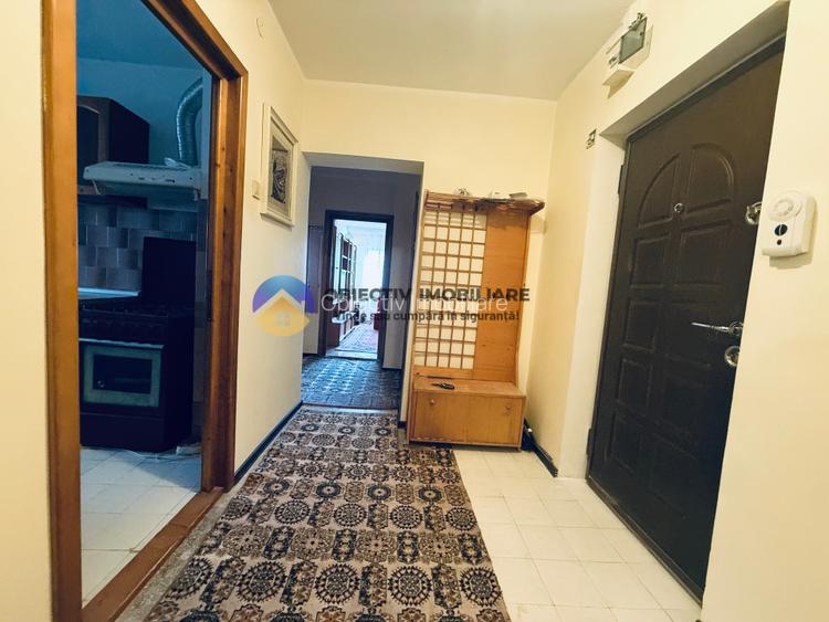 Apartament 3 camere / 2 bai/ ETAJ 2 / 80 mp / constructie 1990 - 8