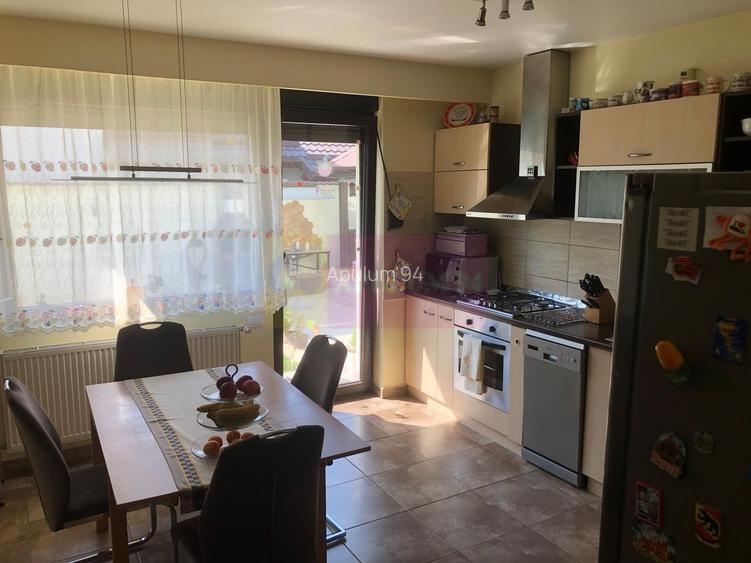 Vila premium OPORTUNITATE EXCELENTA zona foarte linistita Popesti - 5