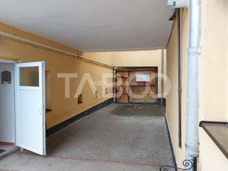 Casa 253 mp si curte  pretabila Casa Pensiune Gradinita  980 mp teren - 30