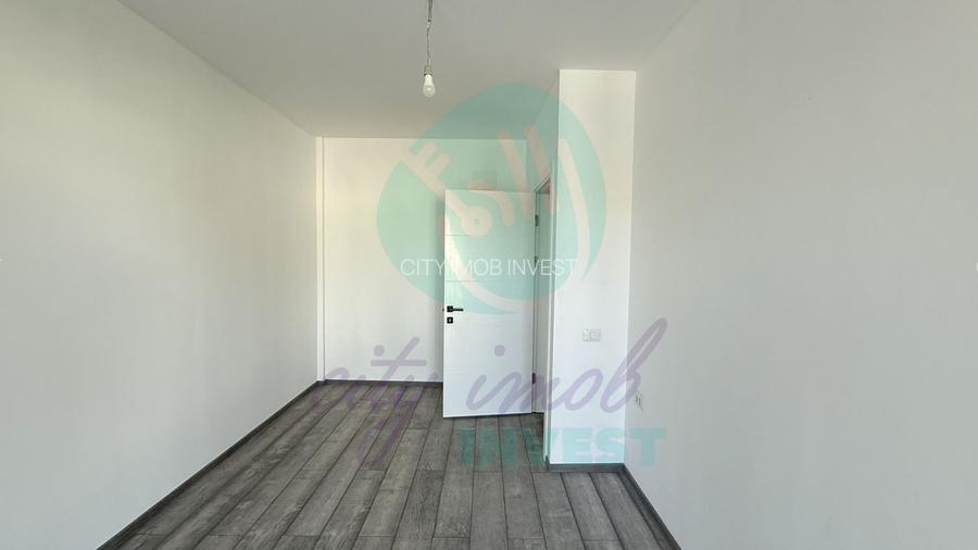 Apartament cu LIFT IN INTERIOR si doua terase de 21 mp in total - 12