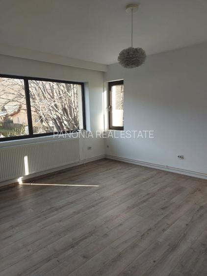 Vila Individuala - Piscina - Livada - Teren 1871 MP - 9