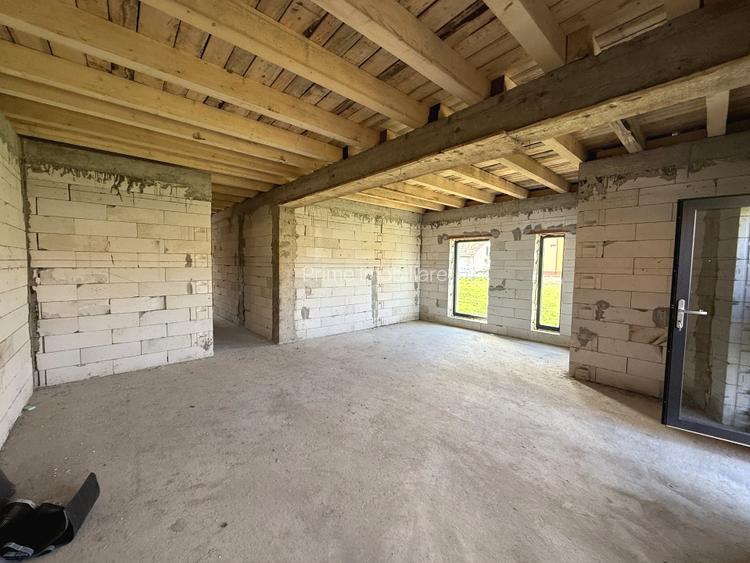 Casă individuală semifinisată de vânzare | Zonă Ultracentrală| TEIUS - 6