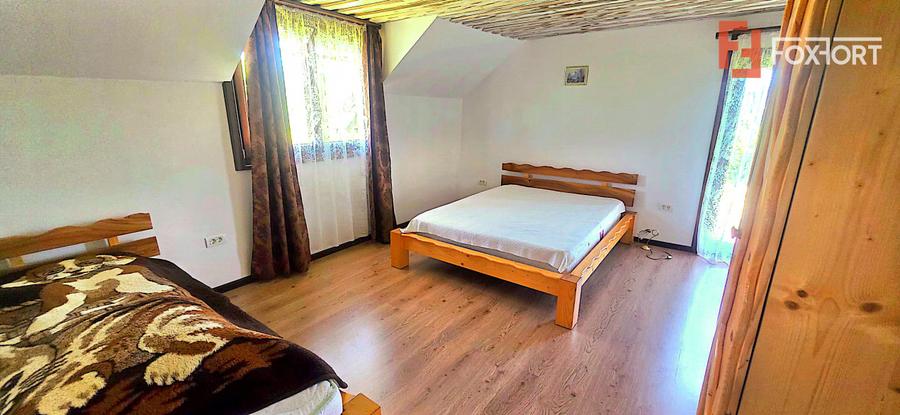 Cabane cu 7 camere de vanzare in Albac