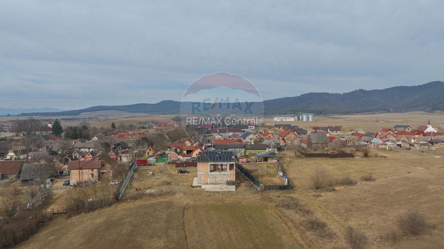 COMISION 0% Casă Individuala La Rosu cu teren de 4000 mp in Crizbav - 5