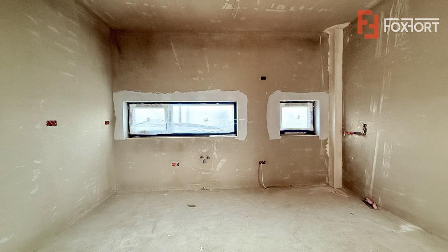 Apartament de vanzare, 2 camere + balcon de 13,5 mp, Drumul Boilor - 6