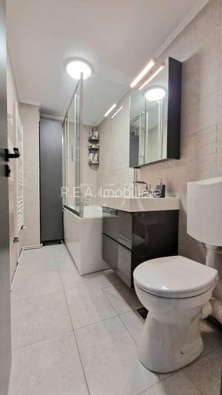 3 camere, 6/8, 76mp-Premium-13 Septembrie - 15