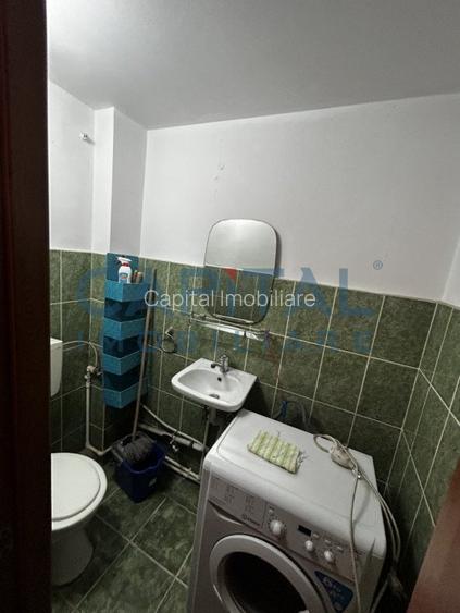 De vanzare apartament 3 camere - 8