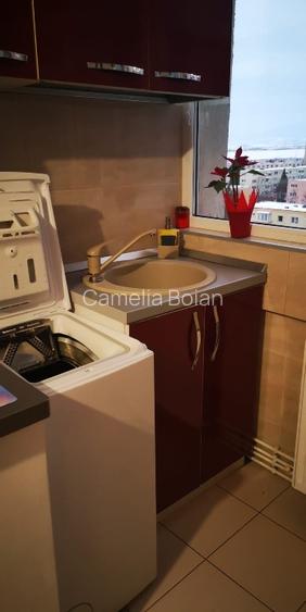 Proprietar, ofer spre vanzare apartament mobilat si  utilat +parcare - 4