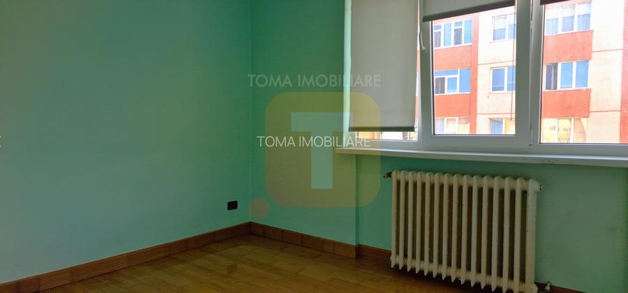 Apartament 4 camere – Mihai Viteazu, Piatra Neamț | Etaj 7/10, vedere panoramică - 6