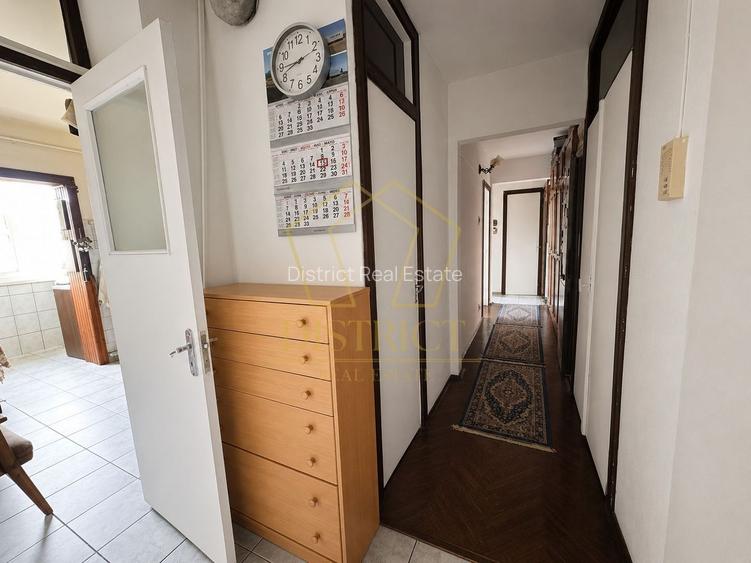 Apartament cu 3 camere decomandat | Calea Sagului - 13