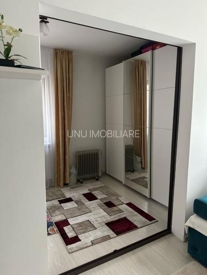 PODU ROS -- CANTEMIR -- 2 CAMERE ETAJ 1 BLOC FARA RISC SEISMIC RENOVAT TOTAL - 6