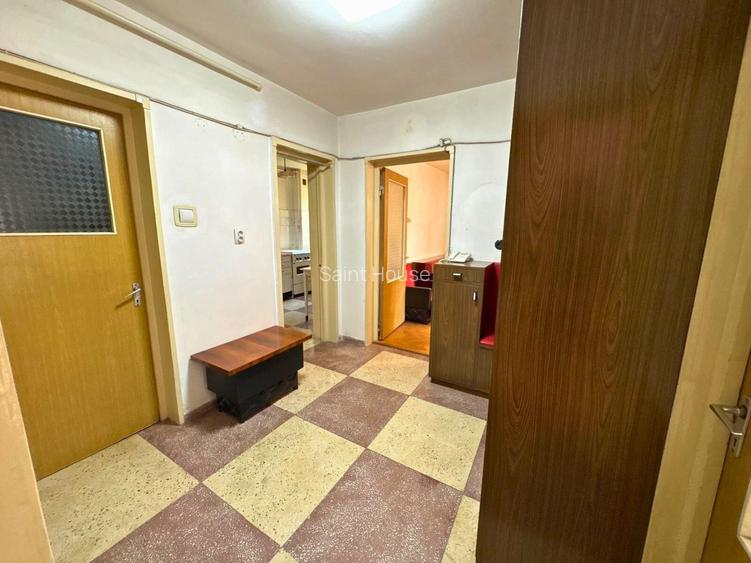 Apartament 3 camere decomandat str. Umbrei 61 mp parter/ etaj 1 - 6