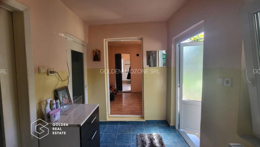 Casa in inima Urseniului - 7