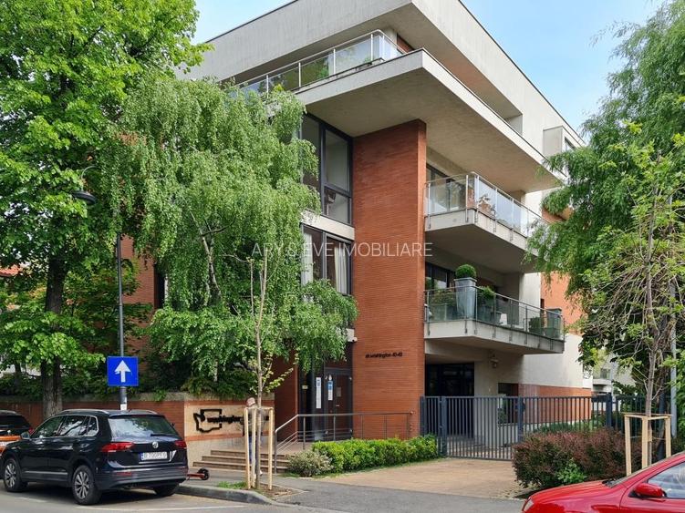 Acasă, acolo unde timpul stă în loc Sanctuarul tău urban în Ansamblul Washington - 2