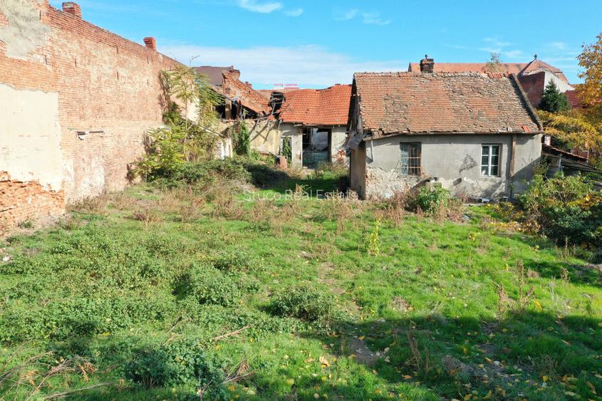 Teren intravilan de vanzare, C.U. (2-1S) + P + 4 + M - 4