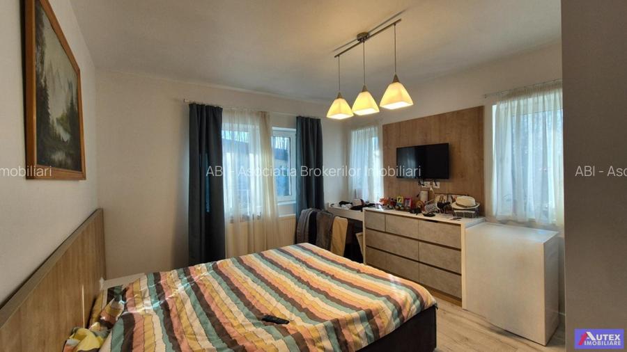 Casa Central Magurele pe Parter - 4 camere, 4 bai si teren de 580 mp - 5